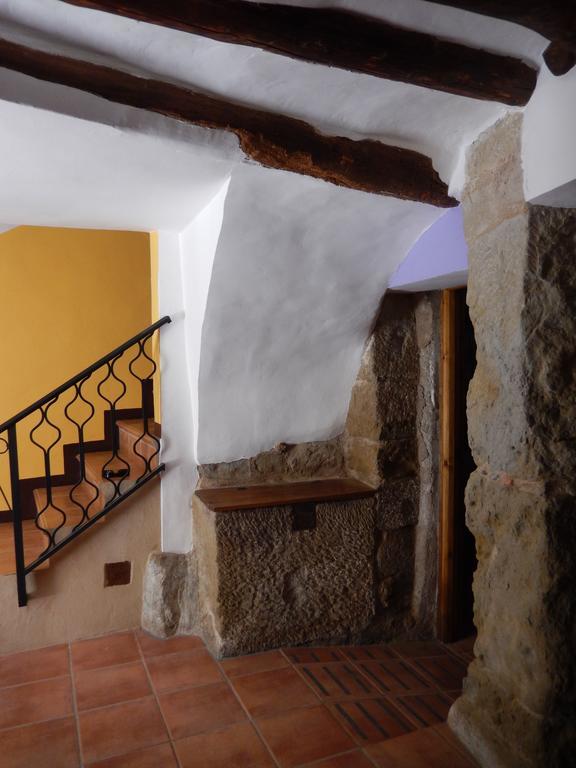 Casa Lugare Vendégház Ayerbe Kültér fotó